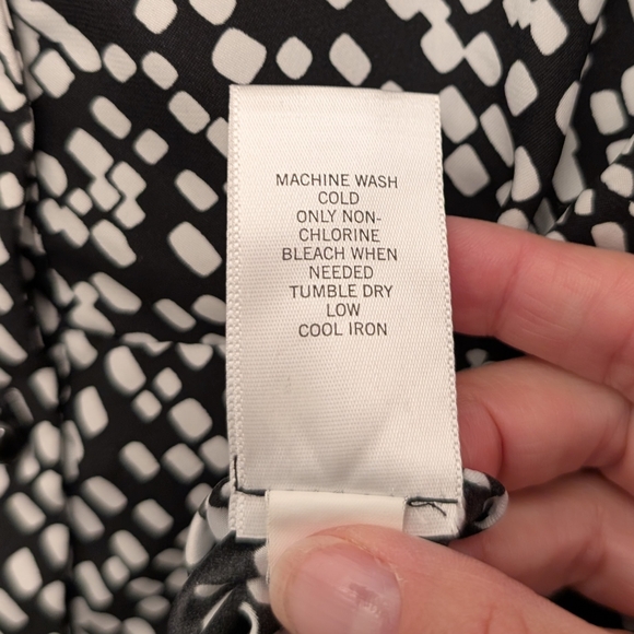 Black and White Polka Dot Women's Top - Picture 7 of 7